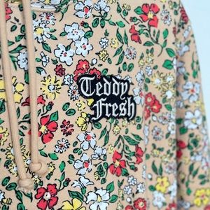 Teddy Fresh, Unisex Small, Grandma Floral Hoodie